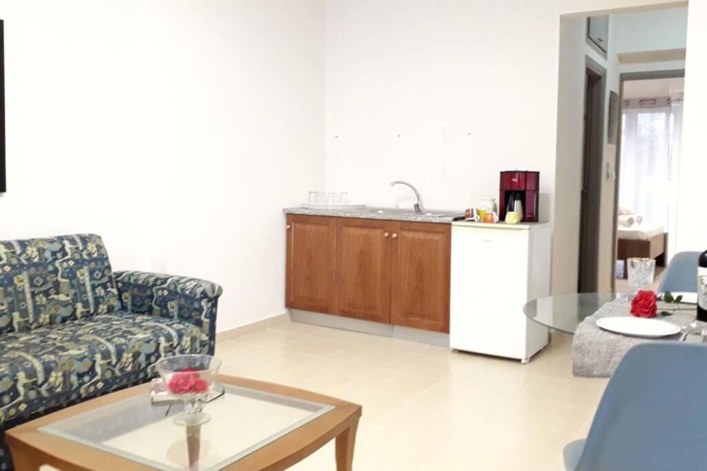 卡拉马塔Stylish River Flat, Near The Center And The Beach公寓 外观 照片